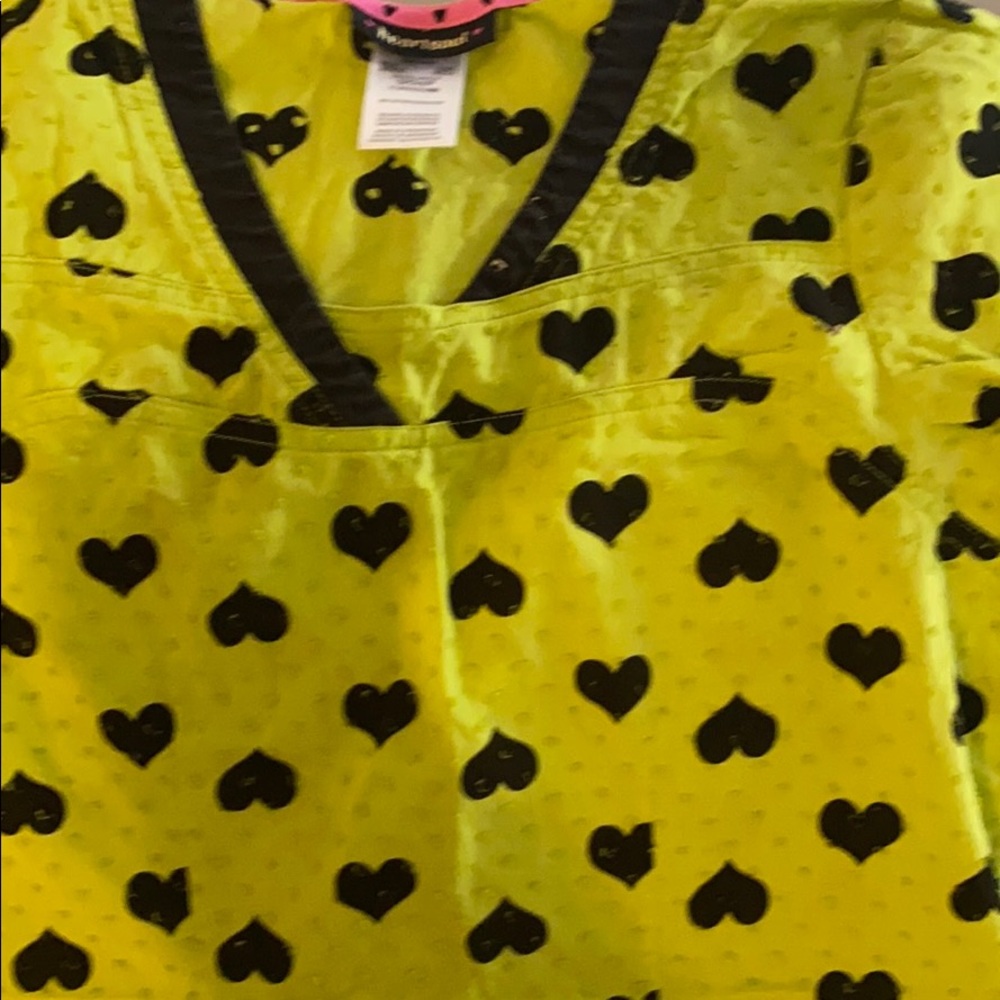 Scrub top